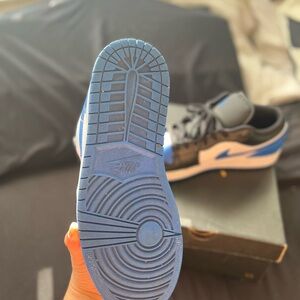 Air jordan 1 low gently used